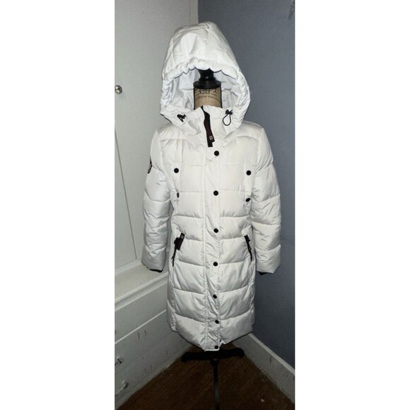 Canada Weathergear Women's Quilted White Long Puffer Coat Size Medium Side Zip - Picture 1 of 16